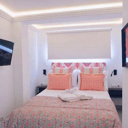 Myra Apart-Hotel Марбелья Экстерьер фото